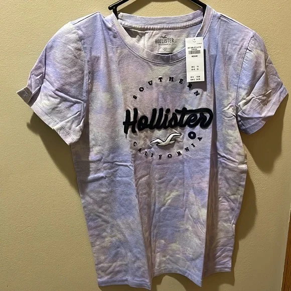 Hollister Tye Dye T-Shirt - Picture 2 of 5